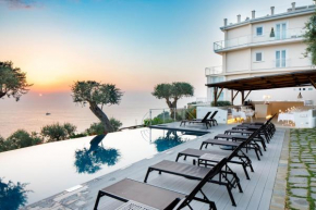  Villa Fiorella Art Hotel  Масса-Лубренсе